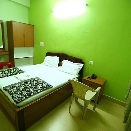 Abirami Residency Hotel Tirukkadaiyur Ngoại thất bức ảnh
