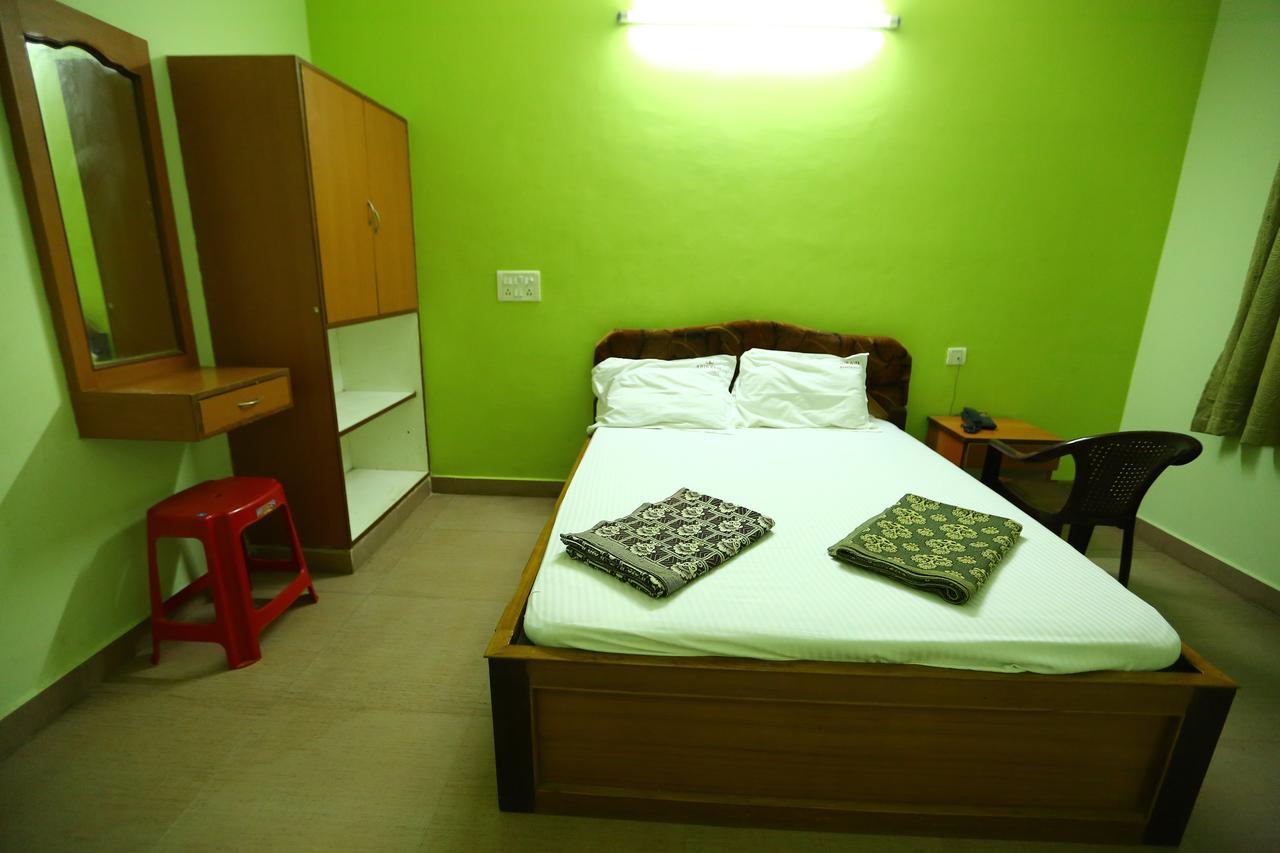 Abirami Residency Hotel Tirukkadaiyur Ngoại thất bức ảnh
