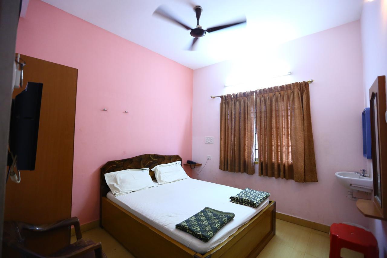 Abirami Residency Hotel Tirukkadaiyur Ngoại thất bức ảnh